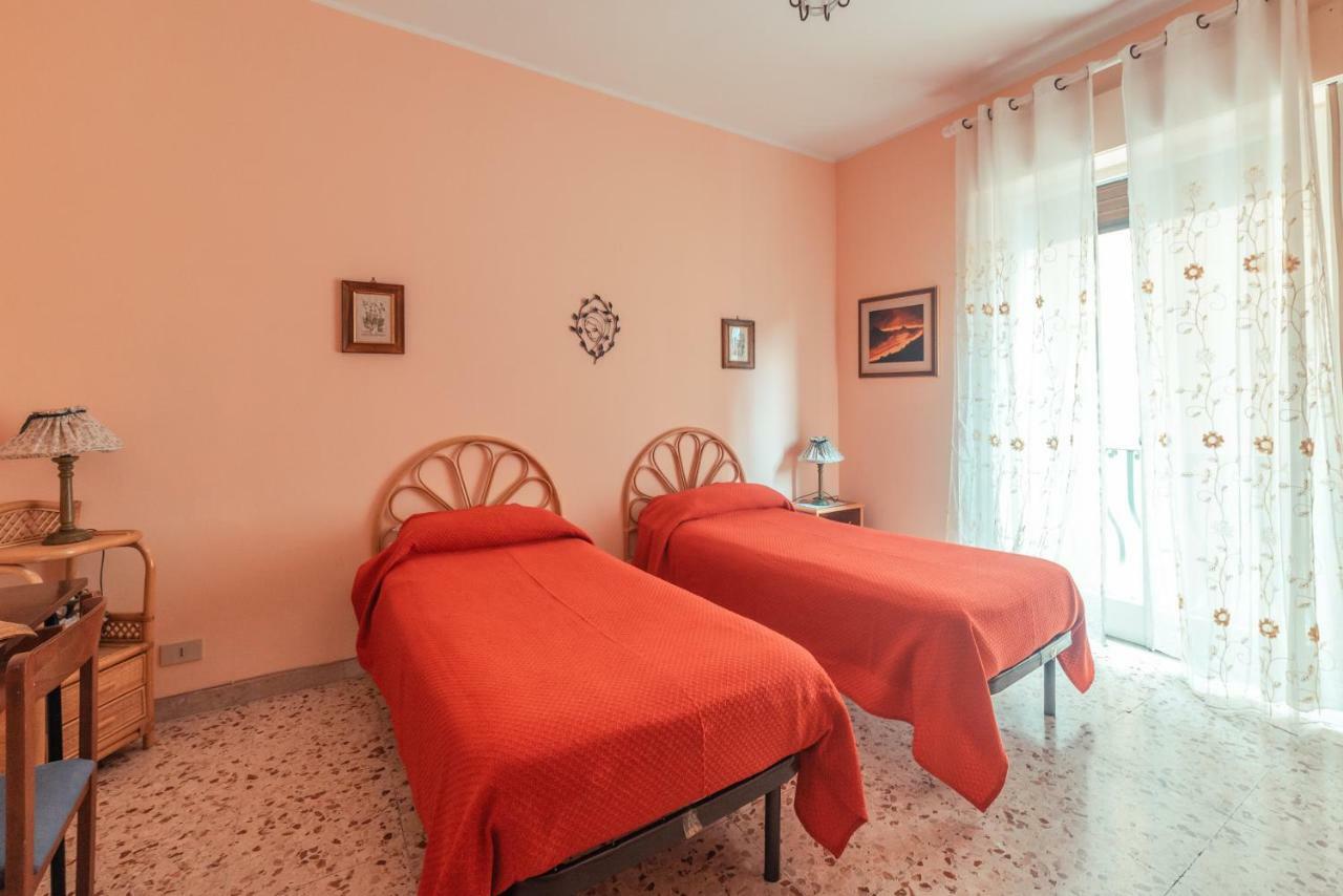 Theokles Apartment Taormina Bagian luar foto